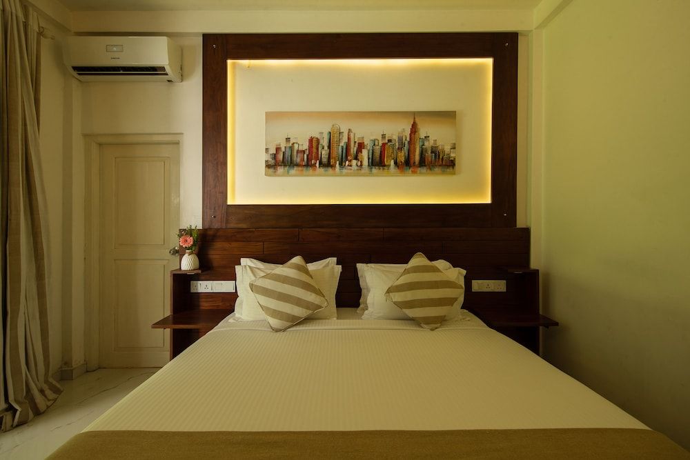 Deltora Boutique Hotel Deluxe Double Room, 1 King Bed, Patio, Garden View 3