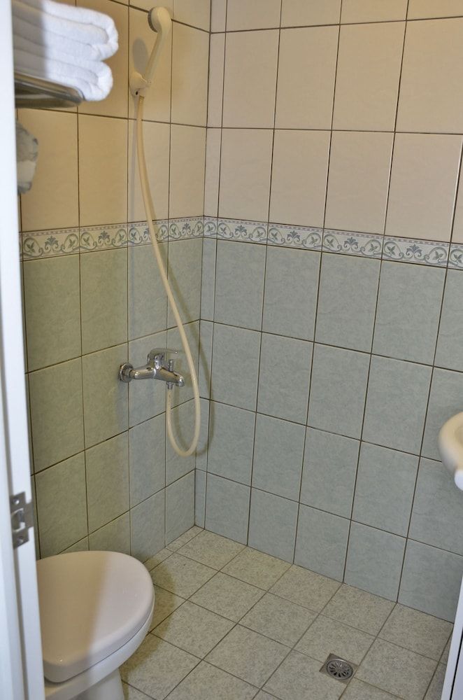 Jin Lu Homestay- Branch 2 Double Room 11