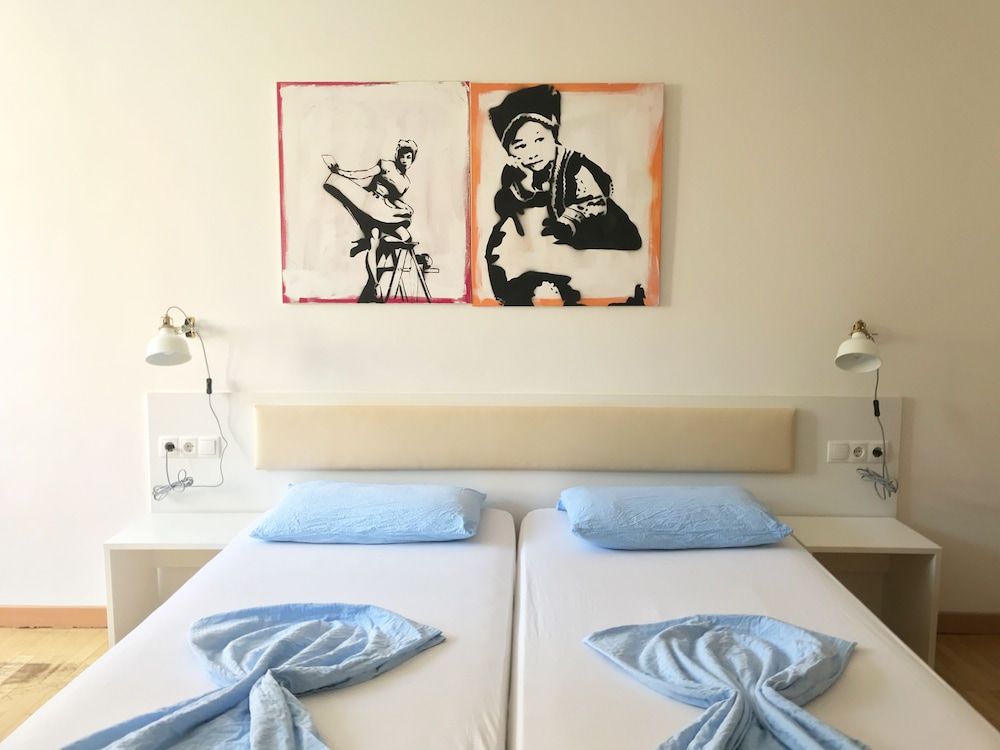 undefined Rosengarten Rooms 5