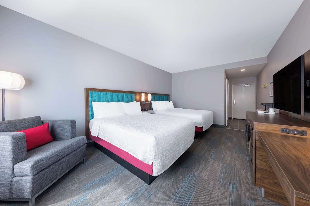 Room, 2 Queen Beds, Accessible (Hearing)