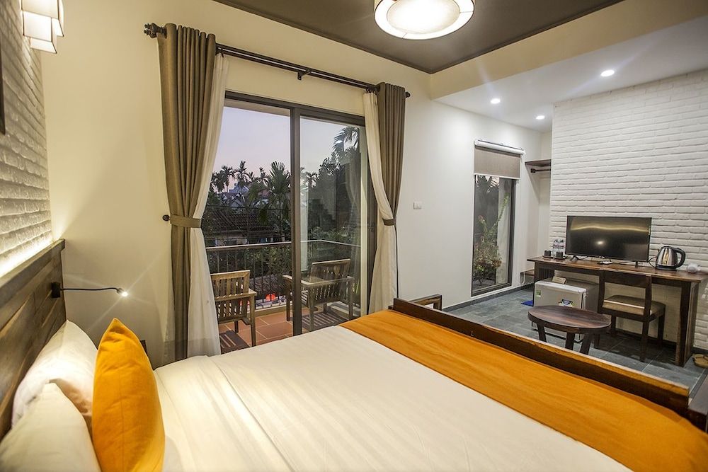 Hoi An Silk River Villa Deluxe Double Room, 1 Bedroom, Balcony, City View 3