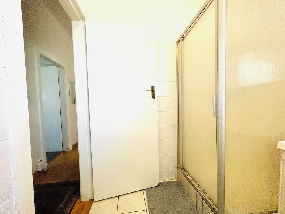 Executive Accommodation Bellville Standard Single Room 14