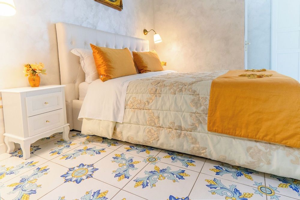 Alma Adry Classic Room