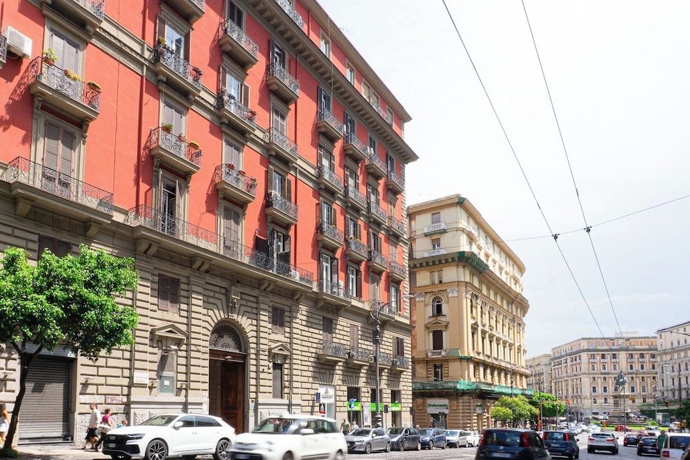 undefined Alma Adry 3