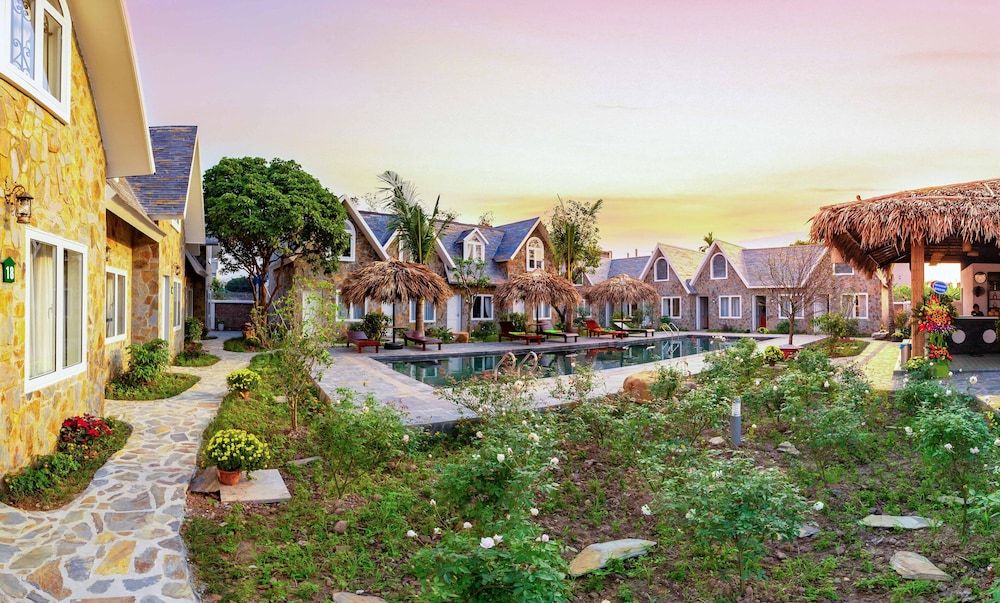 undefined Ninh Binh Sona Resort 10
