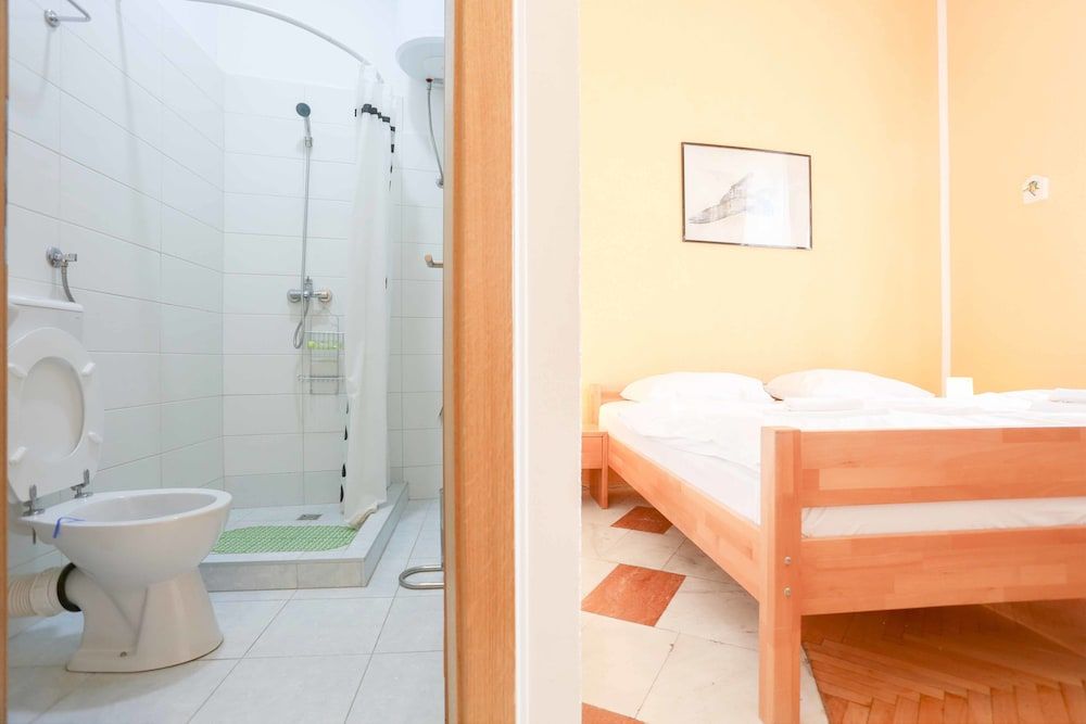 Comfort Double or Twin Room, Private Bathroom, City View