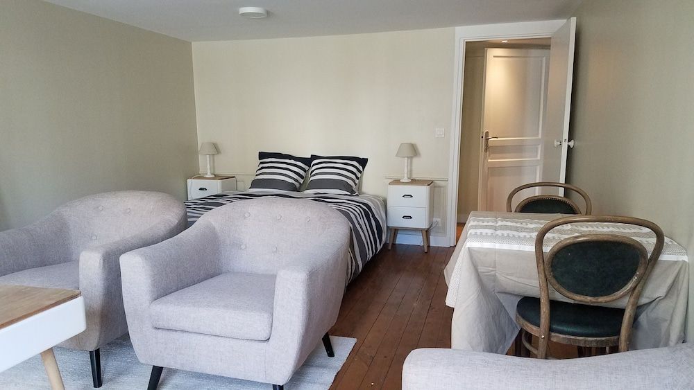 Appart'hotel de la Mairie Club Apartment 4