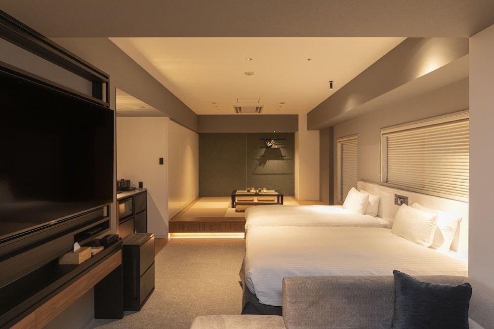 Twin Room + Japanese Room