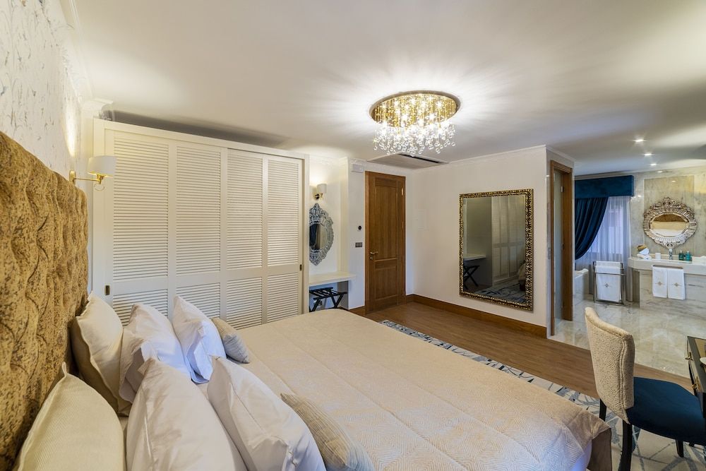 Sintra Marmoris Camelia Deluxe Room, Valley View 8