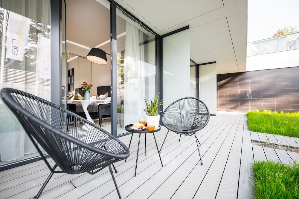 DUNE B - FAF Deluxe Studio 3