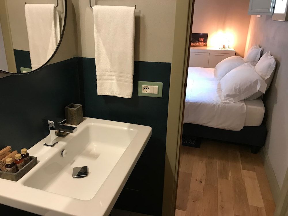 De Gregorio Suites Deluxe Suite, 2 Bedrooms, City View 13