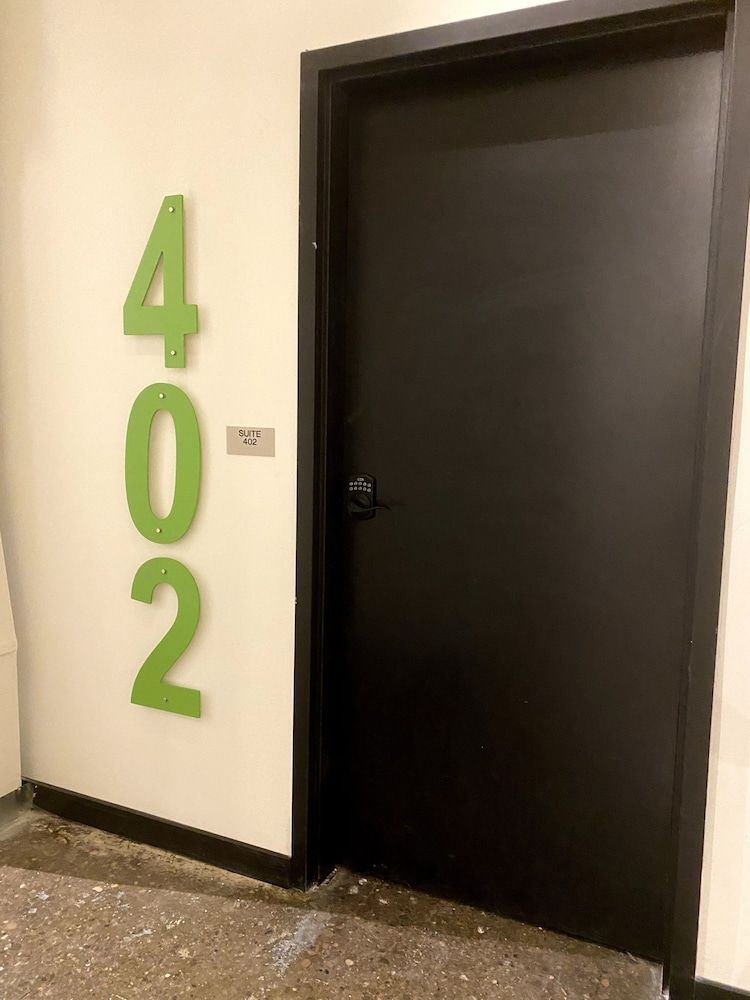 undefined 424 Gold Way-Apt 402, 2 Bed/1Bath