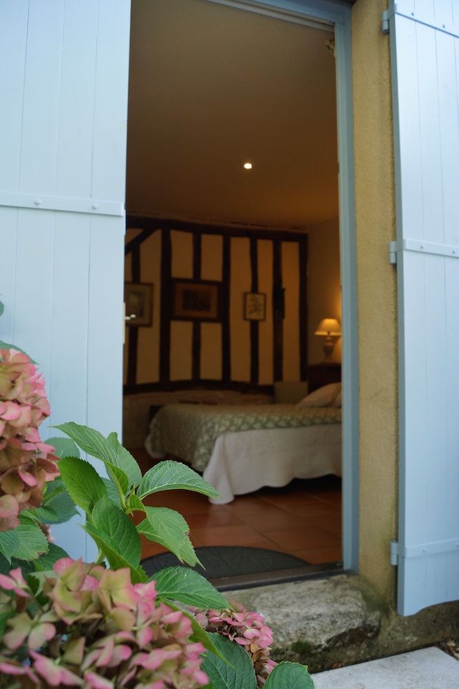 Double Room, Garden Area (Chambre Verte)