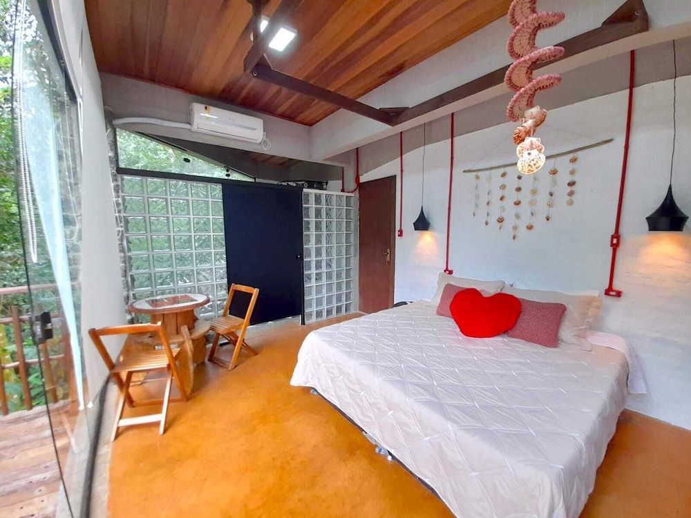 Luxury Room, Jetted Tub, Mountain View