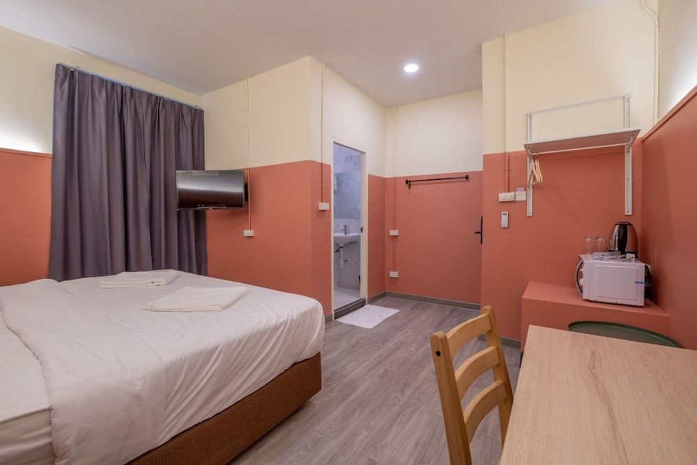 Spacy BKK Standard Double Room 2