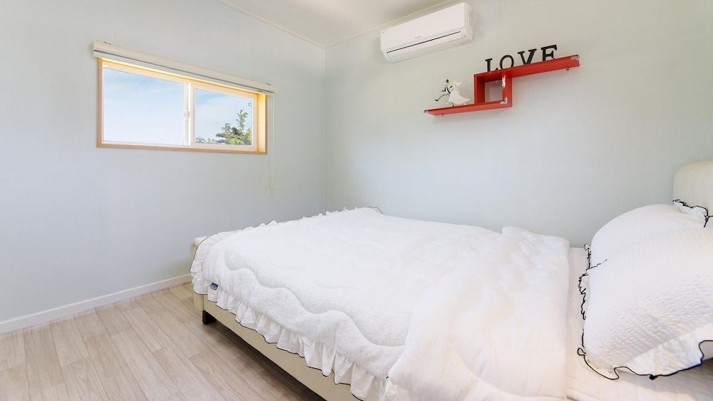 Gangneung The October Pension Basic Room, 1 Bedroom (C)