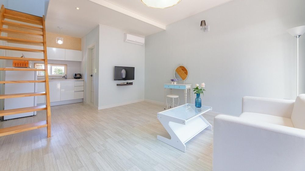 Gangneung The October Pension Basic Room, 1 Bedroom (C) 6