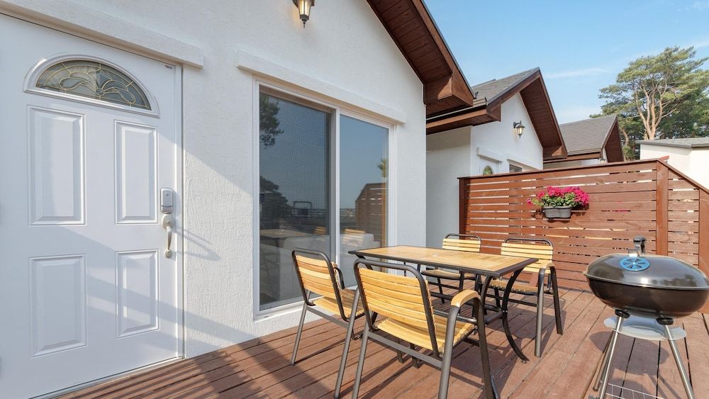 Gangneung The October Pension Basic Room, 1 Bedroom (C) 3