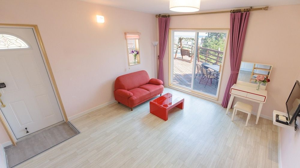 Gangneung The October Pension Basic Room, 1 Bedroom (E) 7