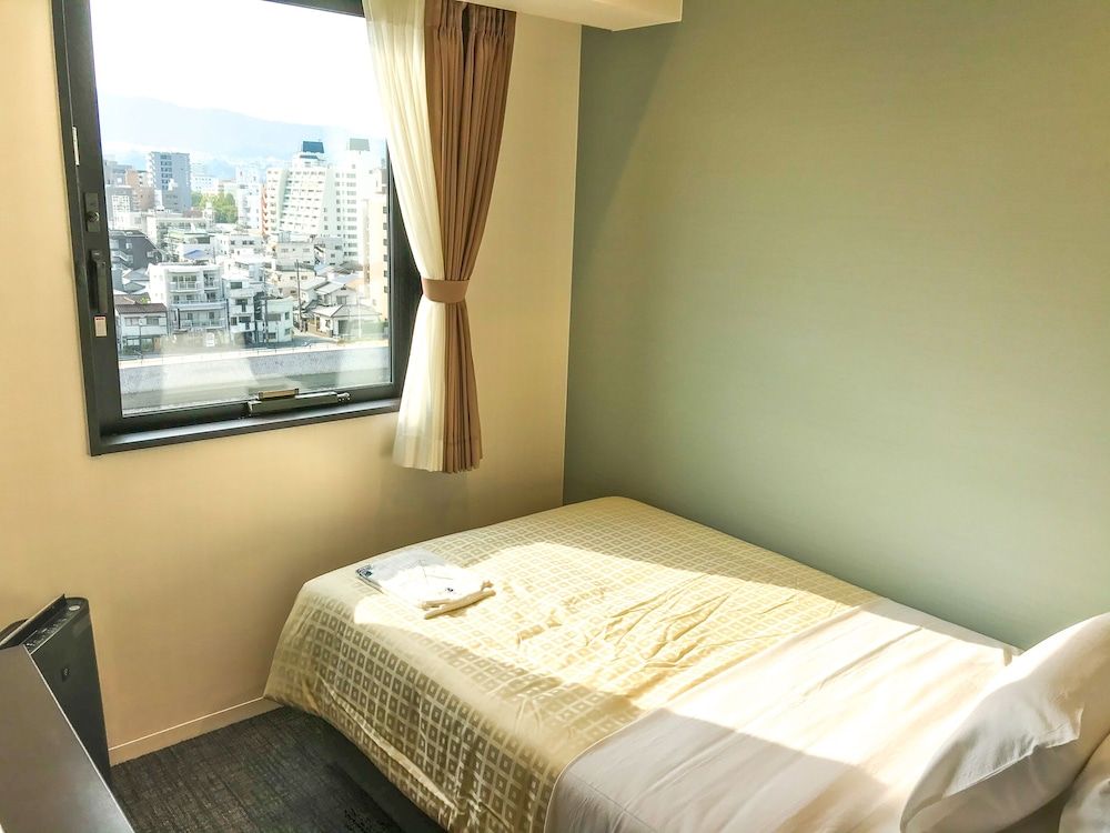 Standard Single Room, Smoking, River View