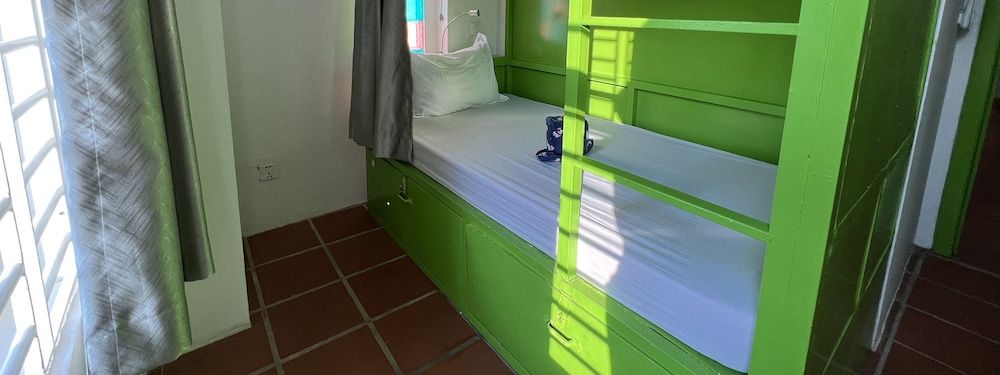 The Funky Village Private Dorm - Sleeps 2 Shared Bathroom 2