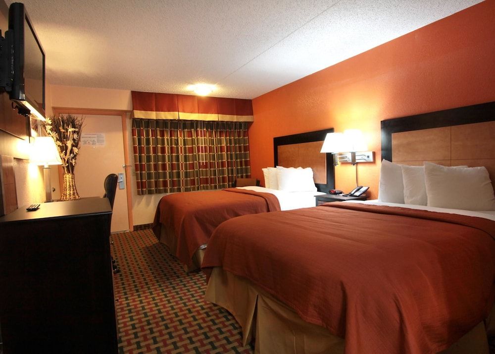 Room, 2 Queen Beds, Smoking