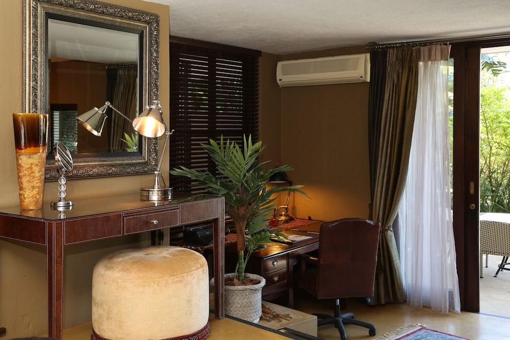 Teremok Lodge and Spa Zodiac 4