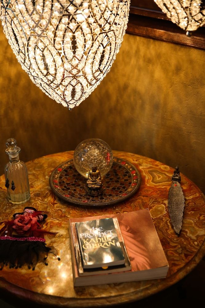 Teremok Lodge and Spa Zodiac 5