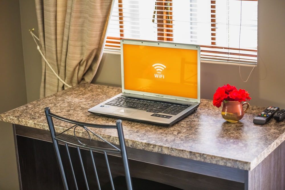 Beryl1 Guest House Deluxe Room, 1 Queen Bed, Non Smoking, Garden View 12