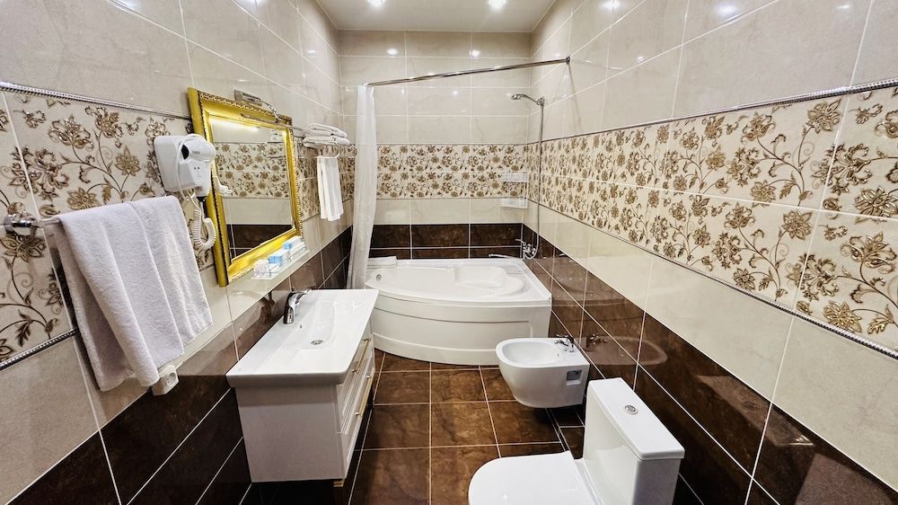 Garden Plaza Bukhara Luxury Double Room, Garden View