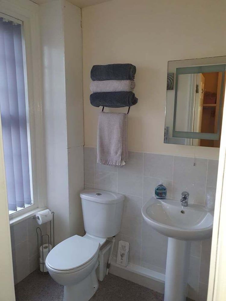 Hawthorn House Triple Room, Non Smoking, Refrigerator 8