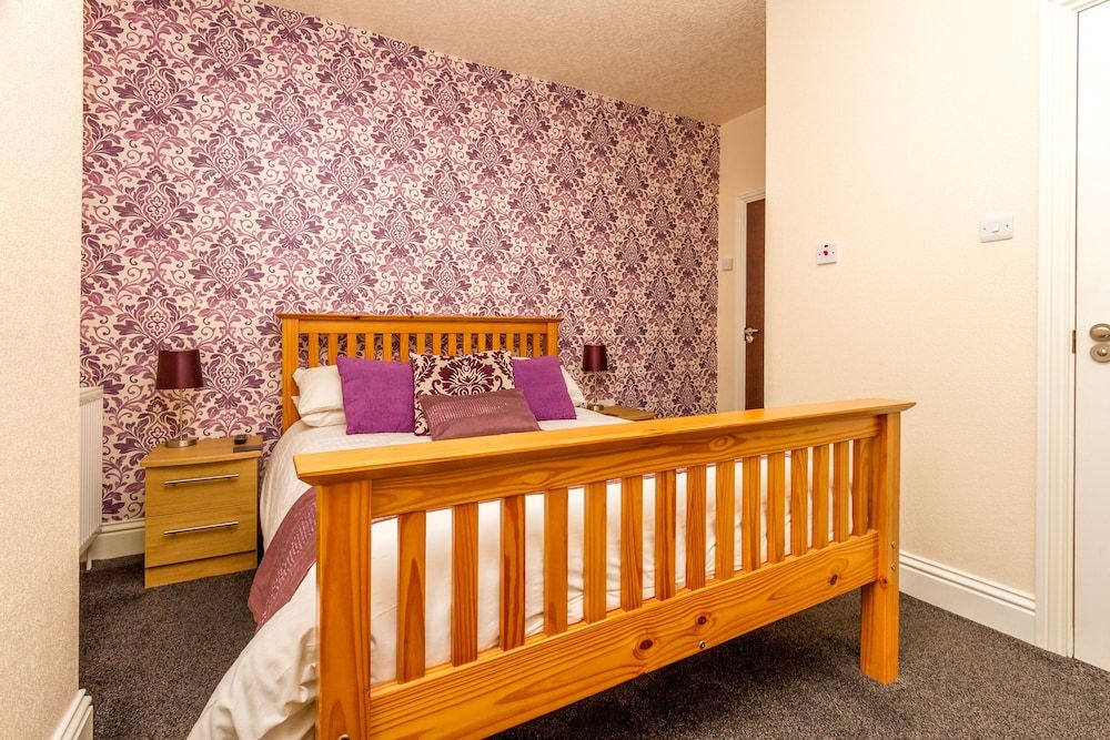 undefined Hawthorn House 5