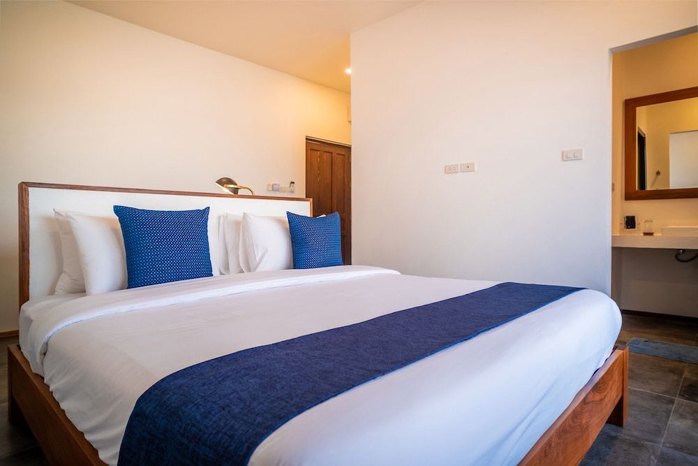 The Riviera Champasak Double or Twin Room, River View (Upper Floor) 3