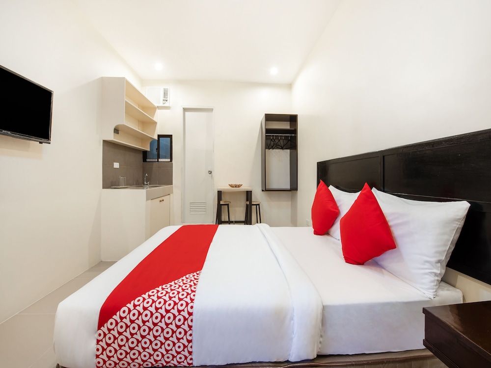 undefined OYO 490 V-cat Apartelle 10