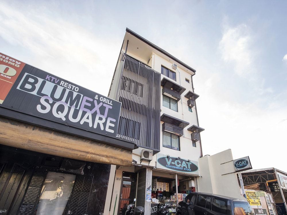 undefined OYO 490 V-cat Apartelle 2