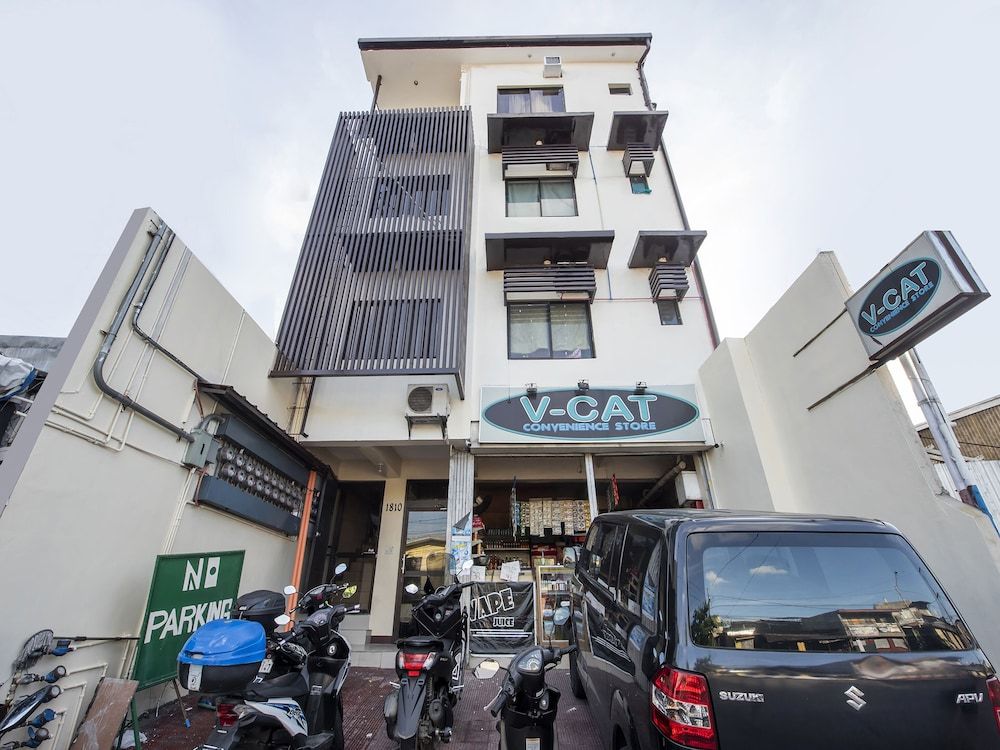 undefined OYO 490 V-cat Apartelle 3