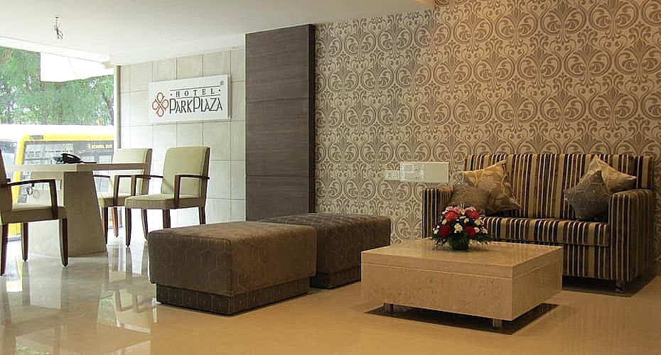 undefined Hotel Park Plaza 3