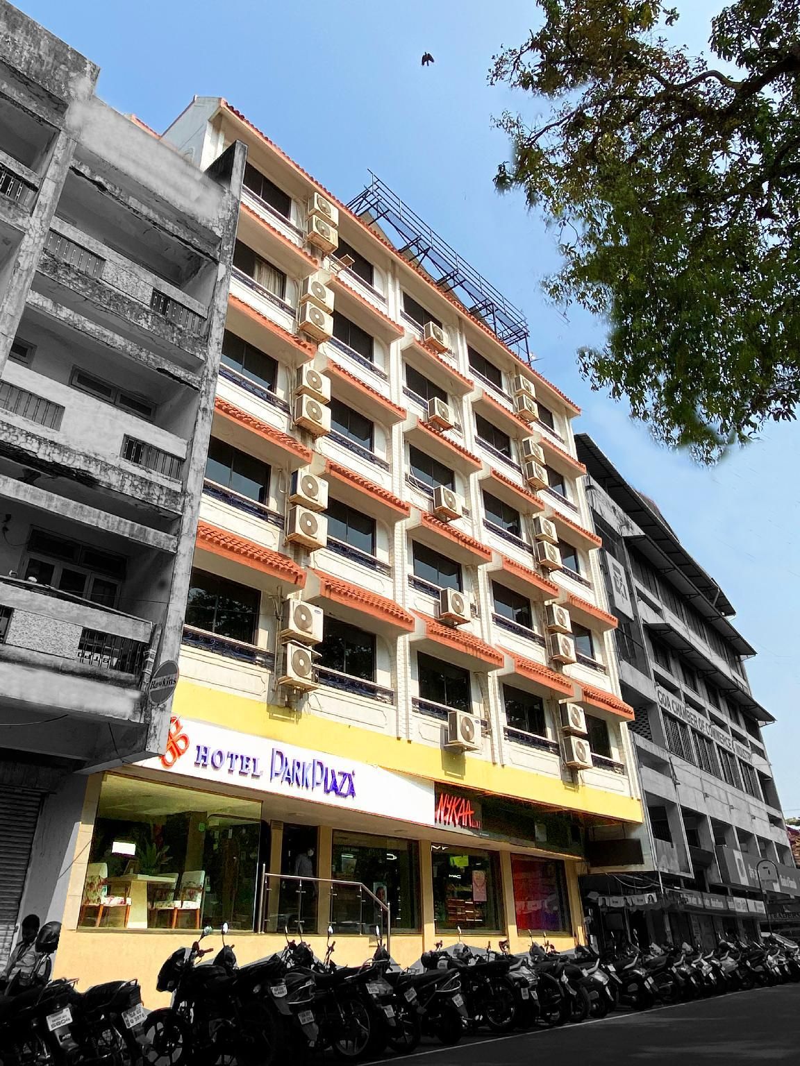 undefined Hotel Park Plaza 9