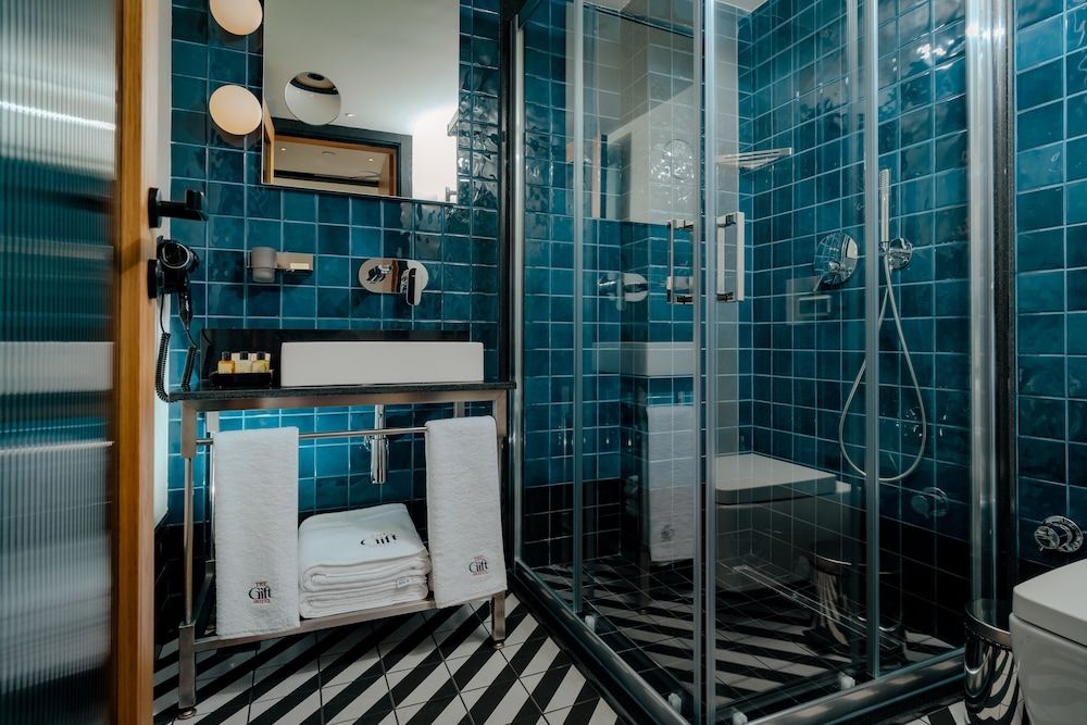 The Gift Hotel Budget Double or Twin Room 9