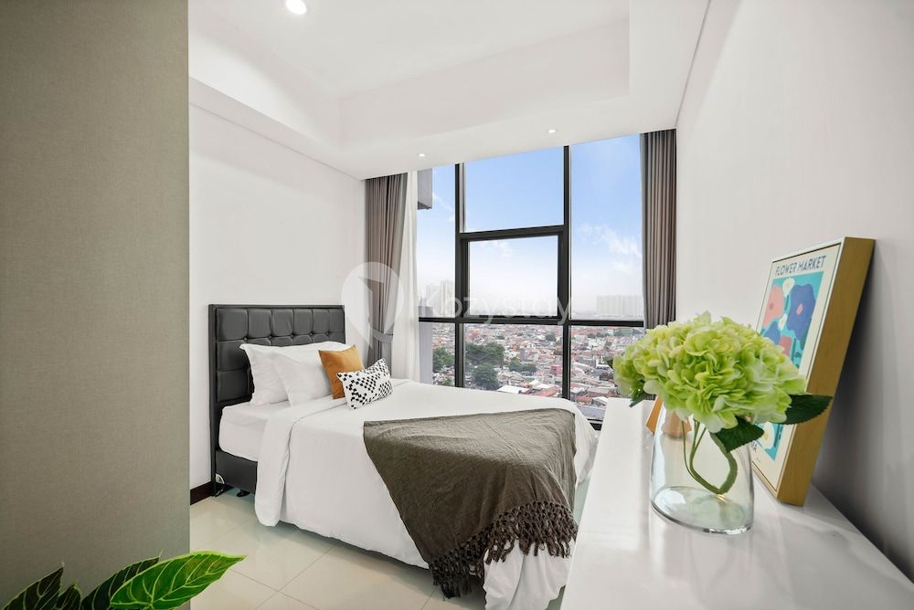 undefined NOIR by Kozystay 6