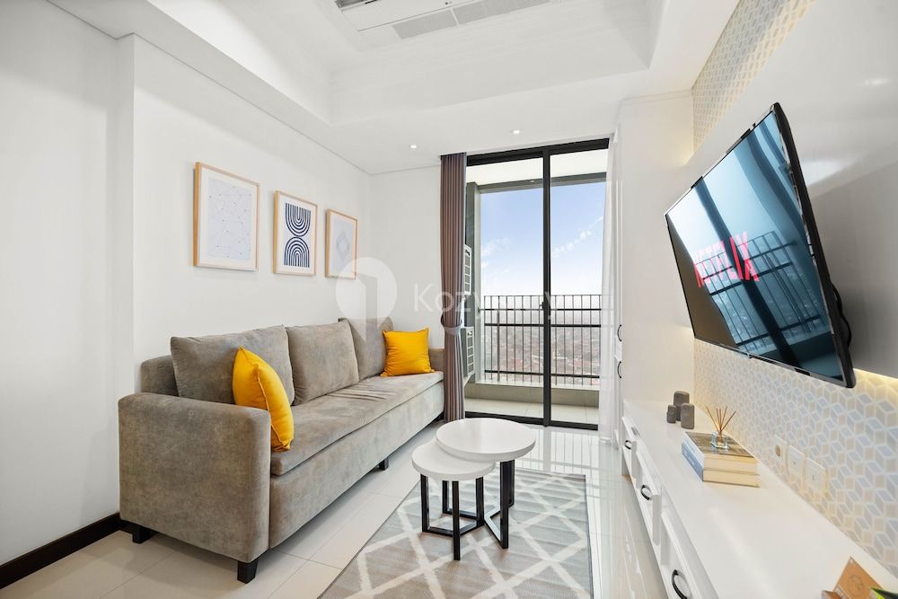 NOIR by Kozystay Apartment, 2 Bedrooms, City View 9