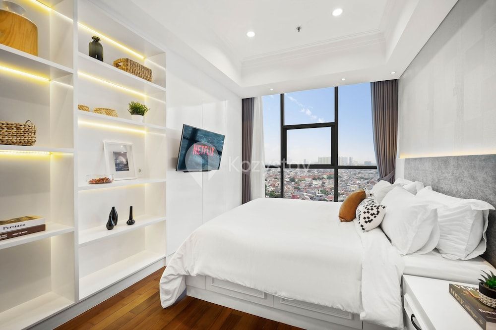 undefined NOIR by Kozystay 5