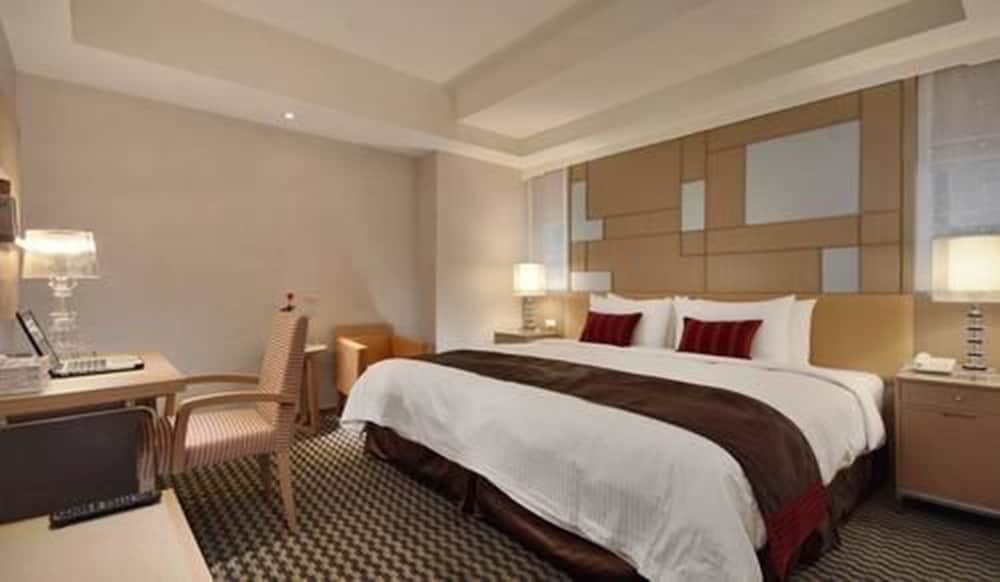 undefined Tokyo International Hotel 4