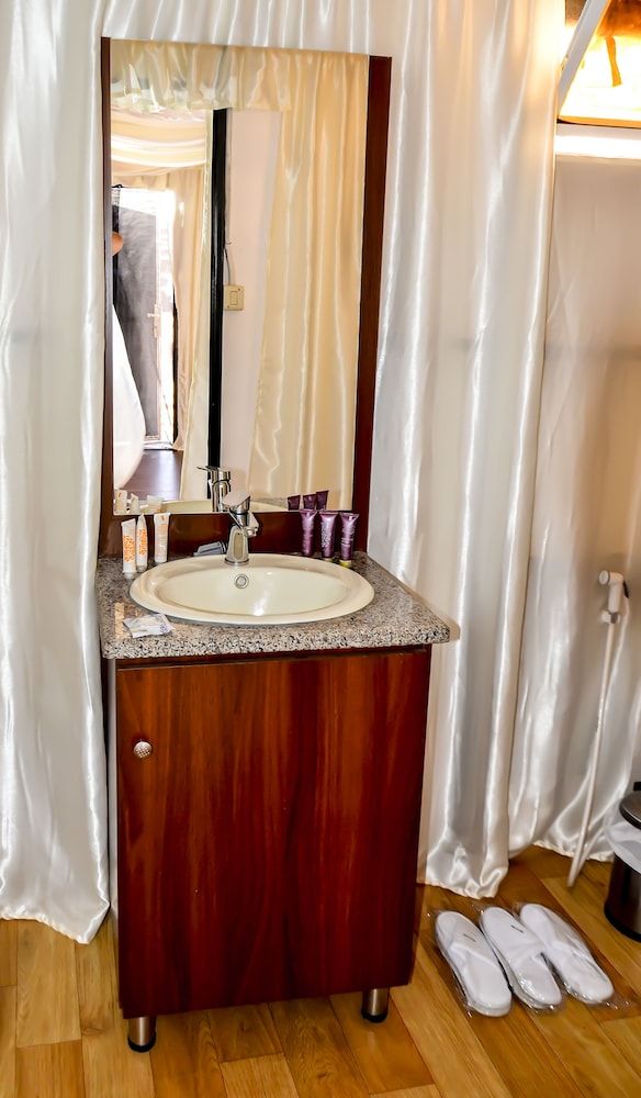 undefined Space Village Luxury Camp 9