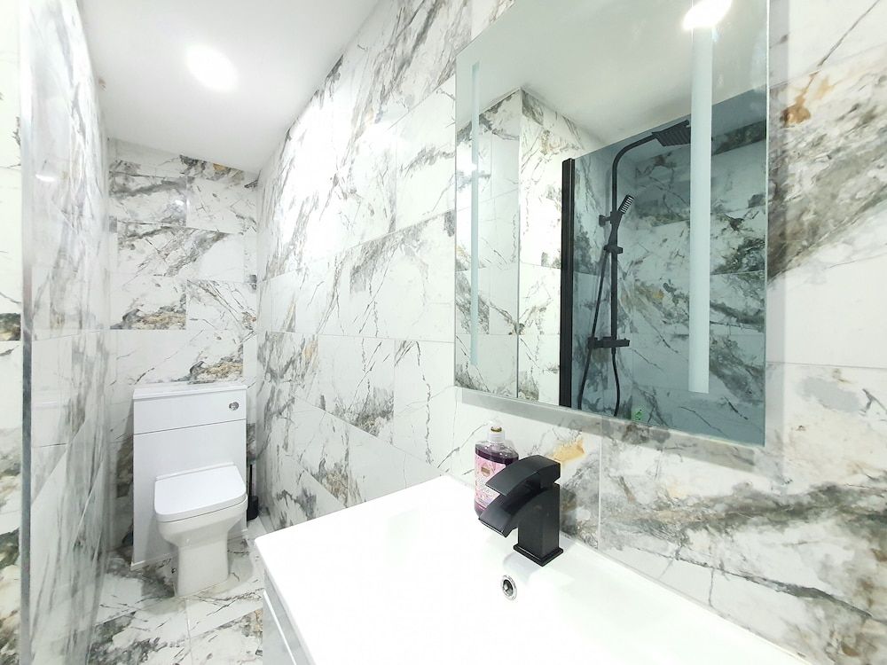 Dysa Banks Apartments Apartment, Private Bathroom (Apartment 3) 8