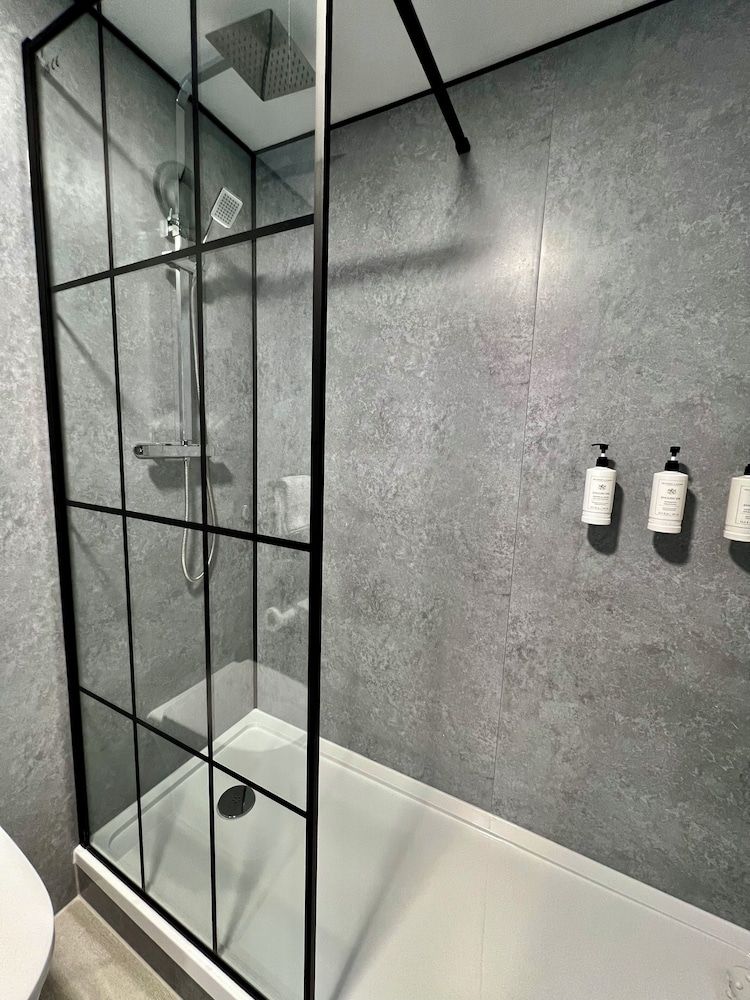 The Bolton Stadium Hotel, a member of Radisson Individuals Standard Room 10