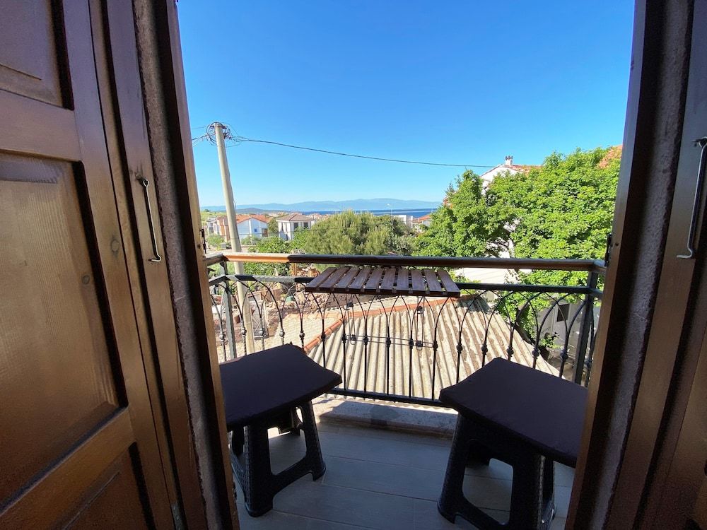 Mai Otel Cunda Suite (3 Kisilik) 5