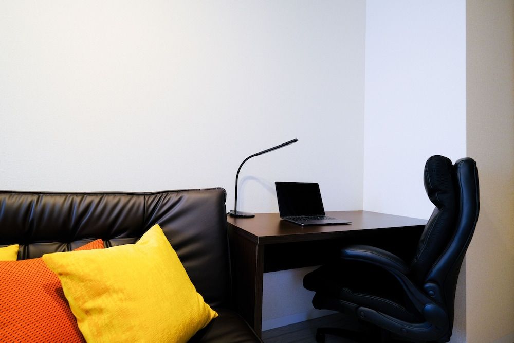 Kicon Hotels Fuchsia Business Apartment, Non Smoking 18