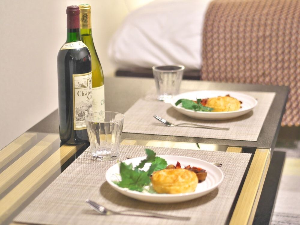 undefined Kicon Hotels Fuchsia 10