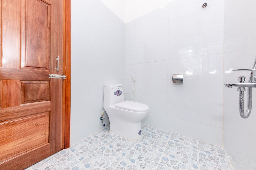 Super OYO 598 Peony Hotel Standard Double Room 11